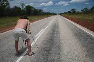 Sylvain, au milieu de l'autoroute.