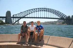 Avec JB devant le Harbour Birdge.